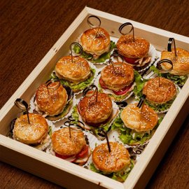 edelvejs-catering-zakusky-z-listoveho-testa-2